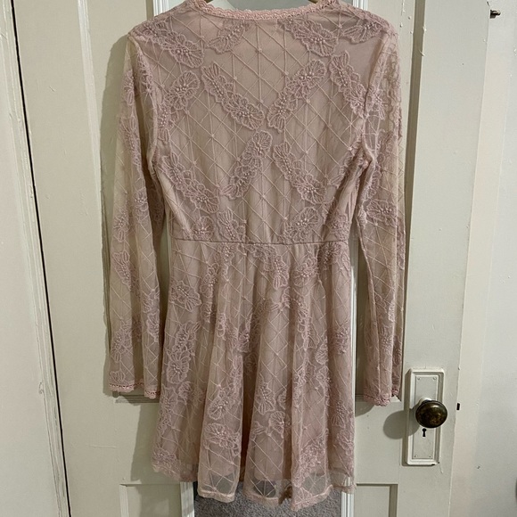 Dress - Picture 2 of 4